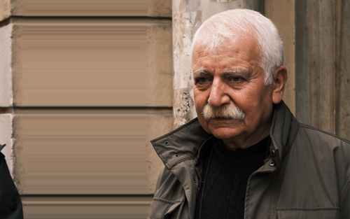 Fuad Önen, nivîskar û siyasetmedarê kurd li Tirkiyeyê: Dîrok ji me re dibêje ku derfet ne herdemî ne. Ew valahiya ewlehî û siyasî ya ku li herêmê çêbûye, heke bi aqilane neyê dagirtin, neyar dê bi planên xeternak dagirin.