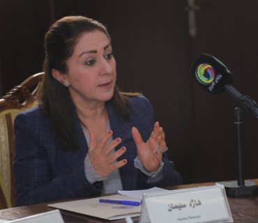 هاژە سلێمان  ئەندامی پەیوەندییەكانی حزبی شیوعیی كوردستان:     یەكێك لە كێشە هەرە گەورەكانی ئێمە لە هەرێمی كوردستان پەككەوتنی پڕۆسەی دیموكراسی و كارانەكردنی دامەزراوە یاساییەكانە