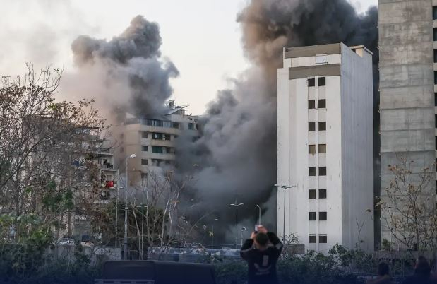 Escalation in Iran Conflict as U.S. Airstrikes Intensify; Fatal Plane Crash in Iraq