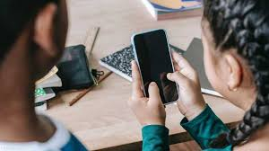 الهواتف الذكية قادرة على التنبؤ بصحتنا النفسية