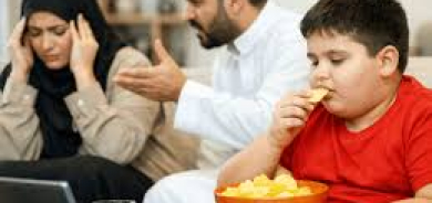 توتر الوالدين… عامل خفي يزيد سمنة الأطفال