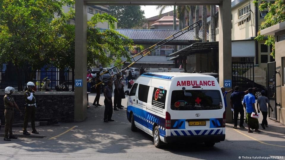 گەڕانەوەی تەرمی ٨٤ دەریاوانی ئێرانی کە لە کەشتی جەنگی دێنا کوژران