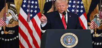 ترمب يؤكد أن لديه «الحق المطلق» في إعادة فرض الرسوم الجمركية