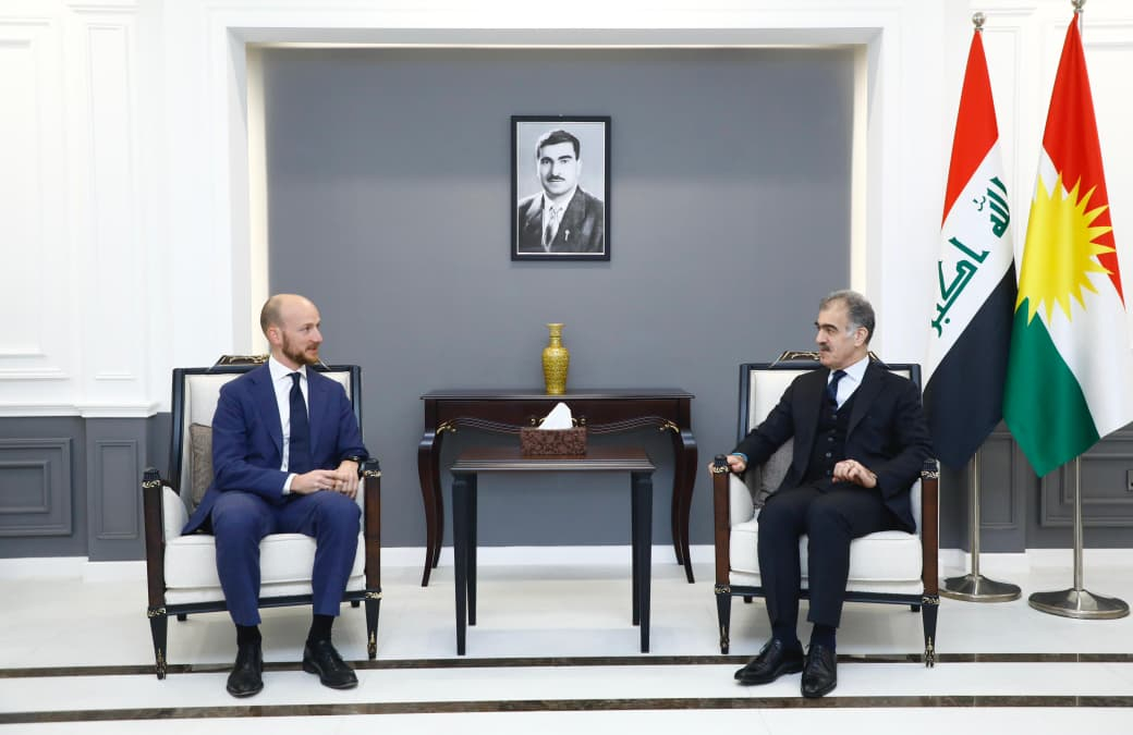 دزەیي يبحث التوترات الإقليمية والهجمات على إقليم كوردستان مع أربعة قناصل دوليين