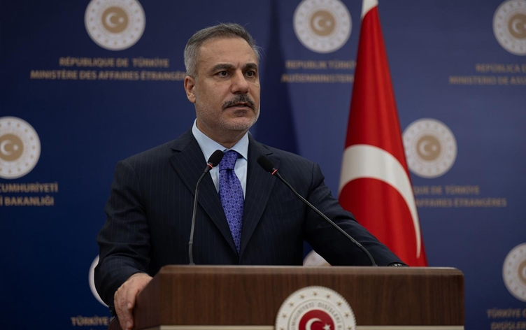 Hakan Fîdan: Kuştina berpirsên Îranê neyasayî ye