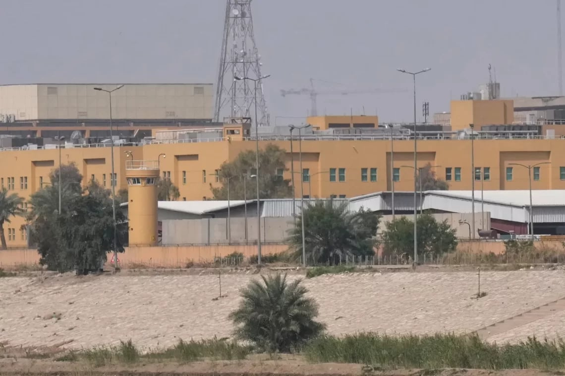 باڵیۆزخانەی ئەمریکا لە عێراق کرایە ئامانجی هێرشەکان