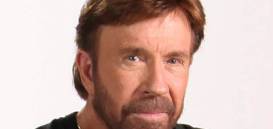 ئەستێرەی هۆڵیوود (چاك نۆریس) لە تەمەنی 86 ساڵیدا كۆچی دواییكرد.