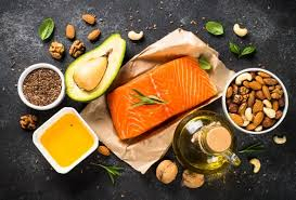 دهون مفيدة لا تُخيف... 5 أطعمة تدعم صحة القلب يومياً