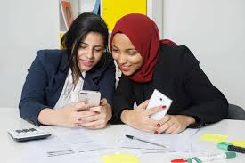 الأصدقاء يعززون قدرتك على أداء وظائفك