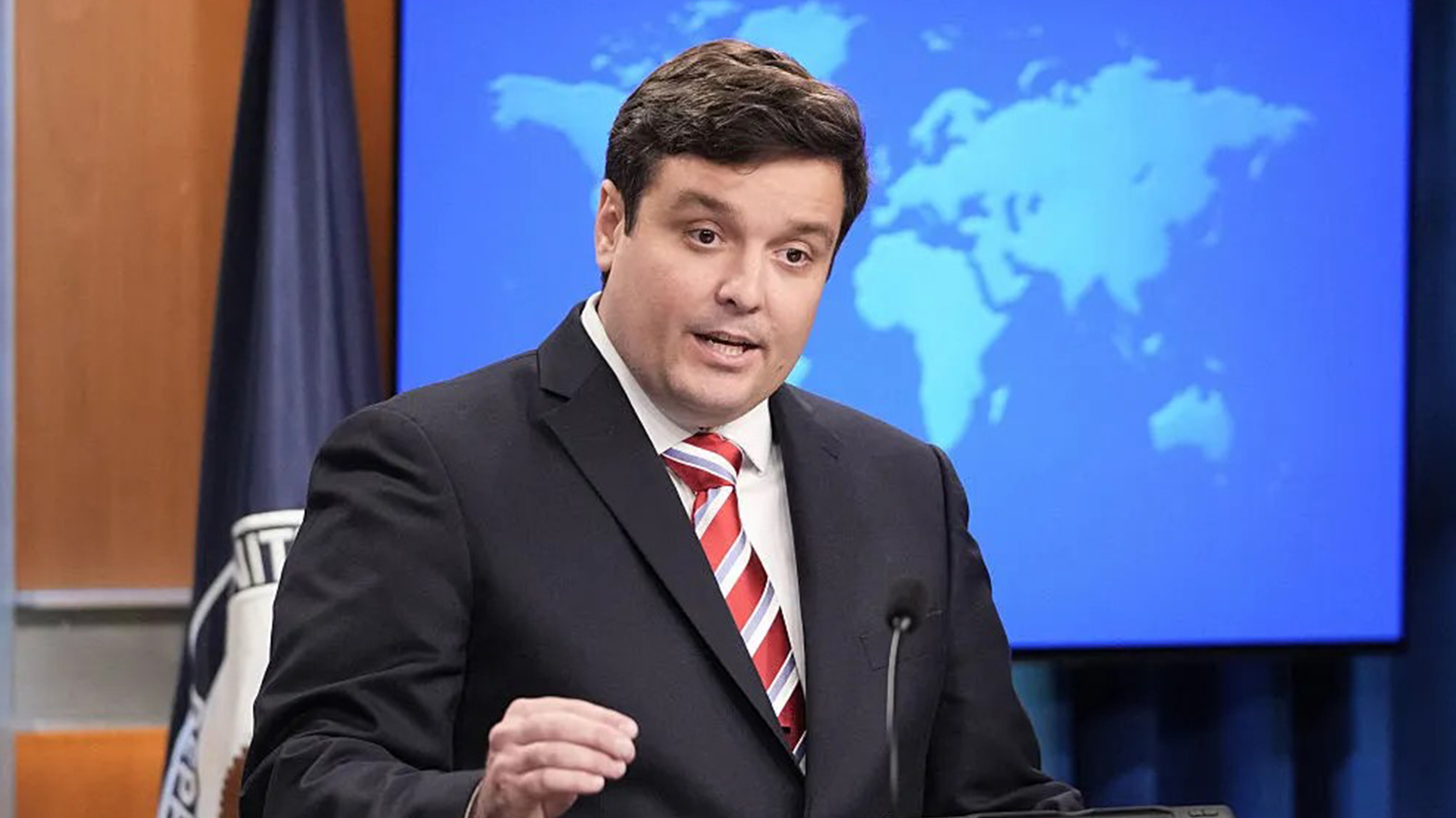 تومي بيغوت : نُدين بشدة الهجوم الإيراني 