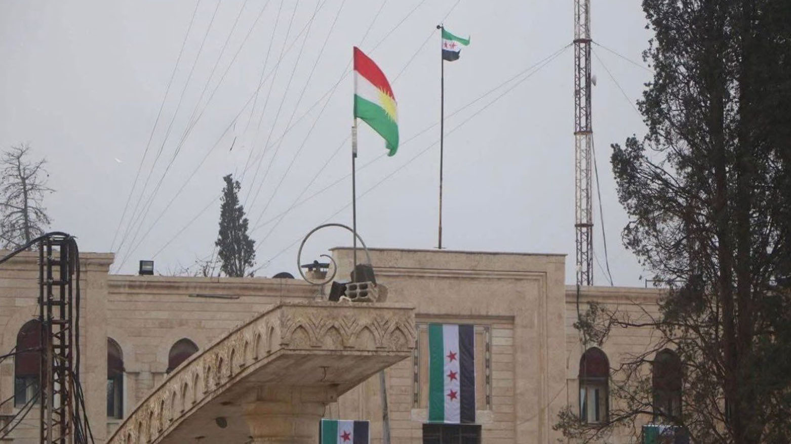 مواطنو روجآفا يُدينون الهجمات على إقليم كوردستان: محاولة لزعزعة الاستقرار وتصدير للأزمات