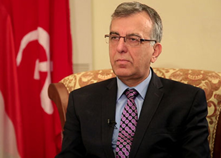 د.كاوە مەحموود   سیاسەتمەدار و چاودێری سیاسی:     دروشمی «یەك كوردستان» پێداویستییەكی مێژووییە بۆ گەیشتن بە هۆشمەندیی نەتەوەیی و مۆدێرنیتەی كوردستانی