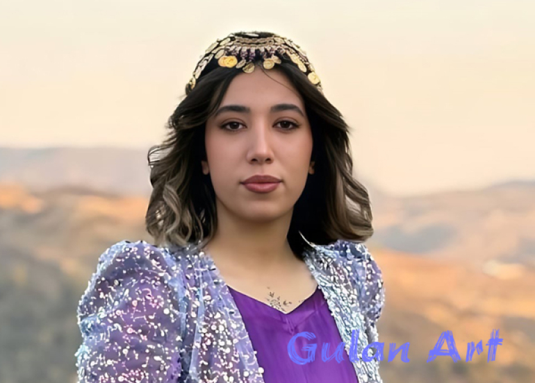 خانمە هونەرمەند نۆیشە سەعیدی بۆ گوڵان:هەوڵم داوە ئاشنای شێوازە جیاوازەكان بم، نەك تەنیا لاسایی كەسانی دیكە بكەمەوە