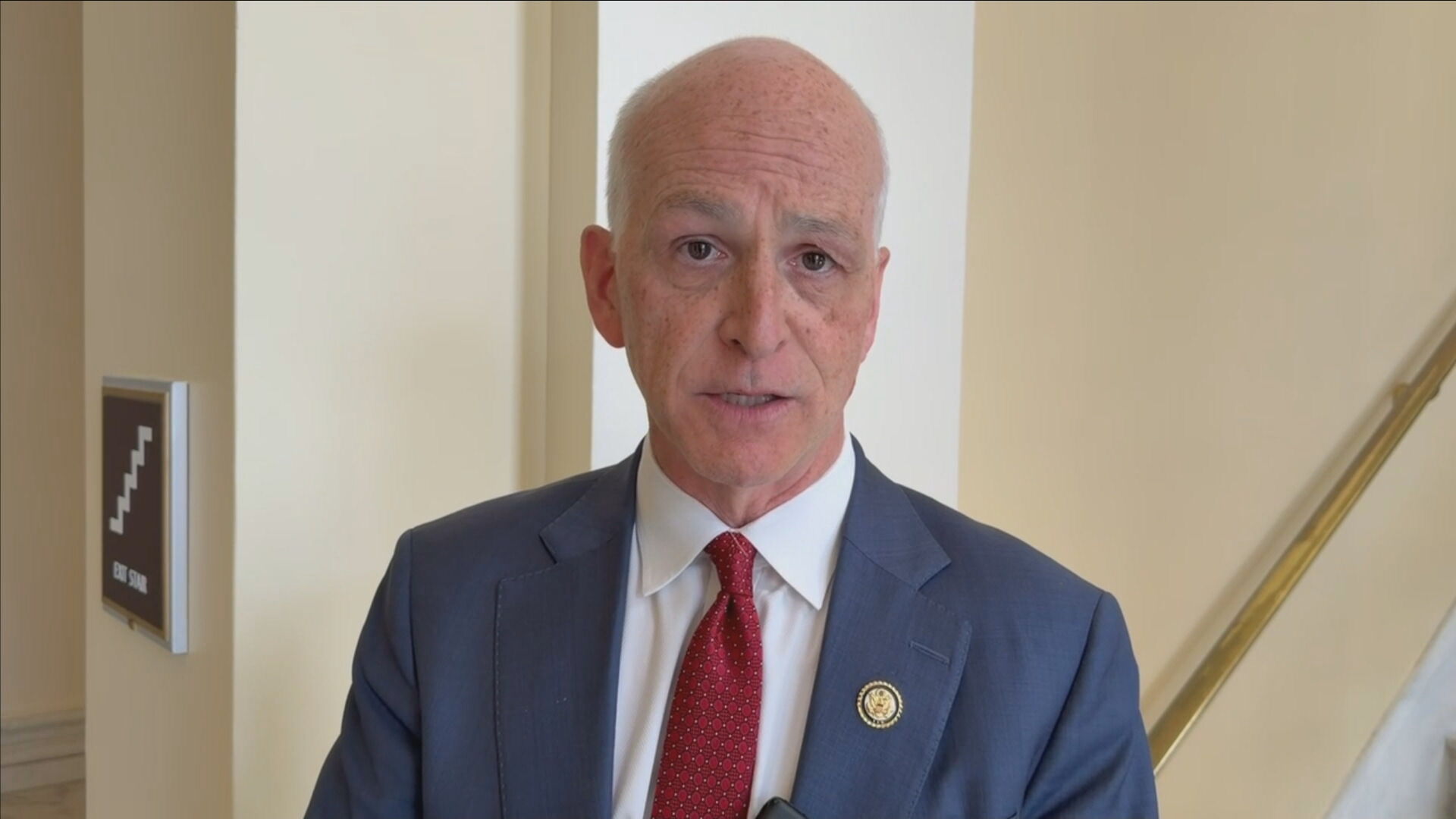 آدم سميث :بغداد لم تدعم إقليم كوردستان في حقوقه ومشاريعه