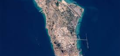 السيطرة على جزيرة «خرج» الإيرانية... هل تنهي الحرب؟