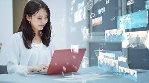 الصحافي أم الذكاء الاصطناعي: أيهما أفضل؟