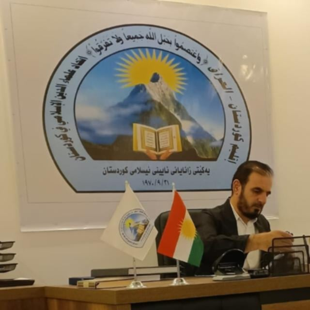 دایک لە ئیسلامدا شاژنی هەموو تەمەنێکە، لە هەموو سەردەمێکدا