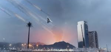 هجمات إيرانية تستهدف منشآت مدنية وسكنية في الخليج