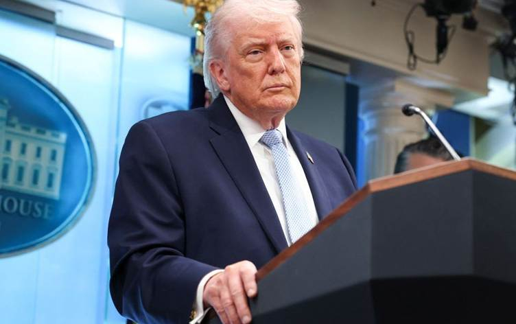 Trump: Bila Kurd ji Şerê Îranê dûr bikevin