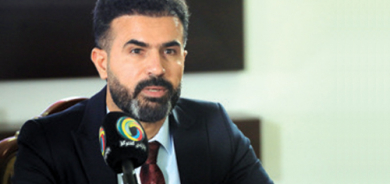 حاكم عادل مەلا ساڵح  ئەندامی مەكتەبی سیاسیی حزبی سۆسیال دیموكراتی كوردستان:     نەبوونی گوتارێكی یەكگرتووی كوردستانییانەی پێشوەختە بۆ ئەم جەنگە، كێماسییەكی گەورەی سیاسی و ستراتیژییە كە ناتوانرێت چاوپۆشیی لێ بكرێت