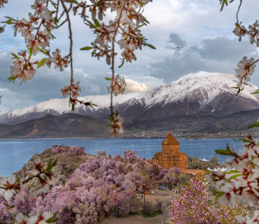 Li Wanê 4emîn Festîvala Kulîlkên Bahîvê ya Akdamarê dest pê dike