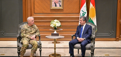 رئيس الحكومة يستقبل قائد قوات التحالف الدولي في العراق وسوريا