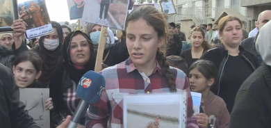 Malbatên dîlgirtiyan li Qamişlo: Heta zarokên me azad nebin em ji qadan naçin