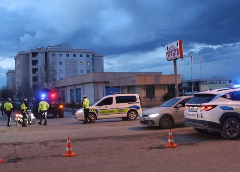 Li Îdirê pevçûna malbatan: 2 mirî, 6 birîndar