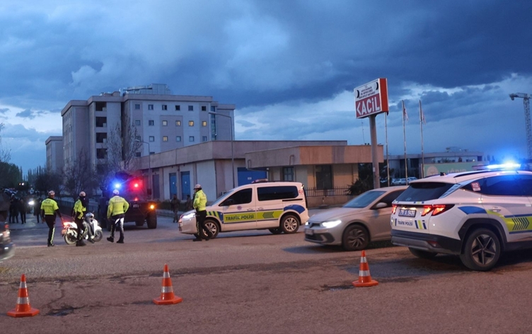 Li Îdirê pevçûna malbatan: 2 mirî, 6 birîndar