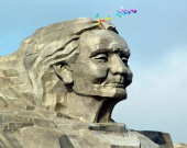 پەیكەری دایك