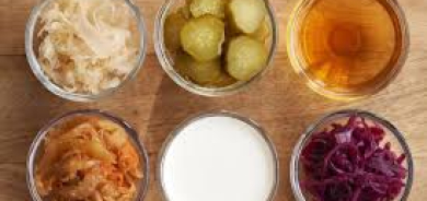 أطعمة ومكملات غذائية يجب تجنبها مع تناول البروبيوتيك