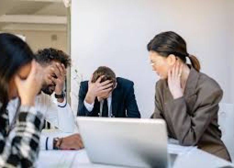 بين القلق والوسواس القهري… كيف تميّز حالتك بدقة؟