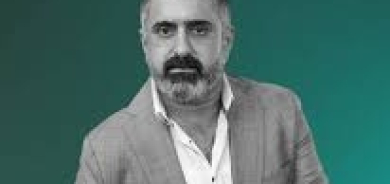 الأزمة السياسية في العراق وموقف الکورد بين بغداد والانقسام الداخلي