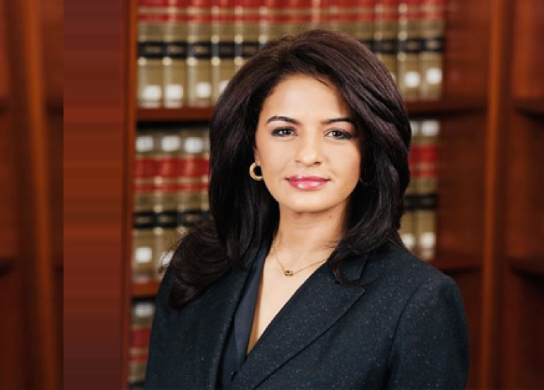 پڕۆفیسۆر هەدیل عەبدولهادی پسپۆڕی یاسای بازرگانیی نێودەوڵەتی بۆ گوڵان: پابەندبوون بە پێوەرە داراییە جیهانییەكان، تاكە ڕێگەیە بۆ داهاتی نەوتی عێراق و ڕێگری لە سزای دارایی زیاتری ئەمریكا