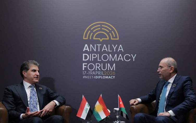 نيجيرفان بارزاني وأيمن الصفدي يؤكدان ضرورة التعاون لتجنيب المنطقة المزيد من التوترات