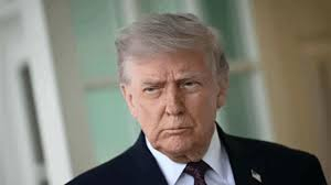 ترمب: حصار موانىء إيران «سيظل قائماً» في حال عدم التوصل إلى اتفاق