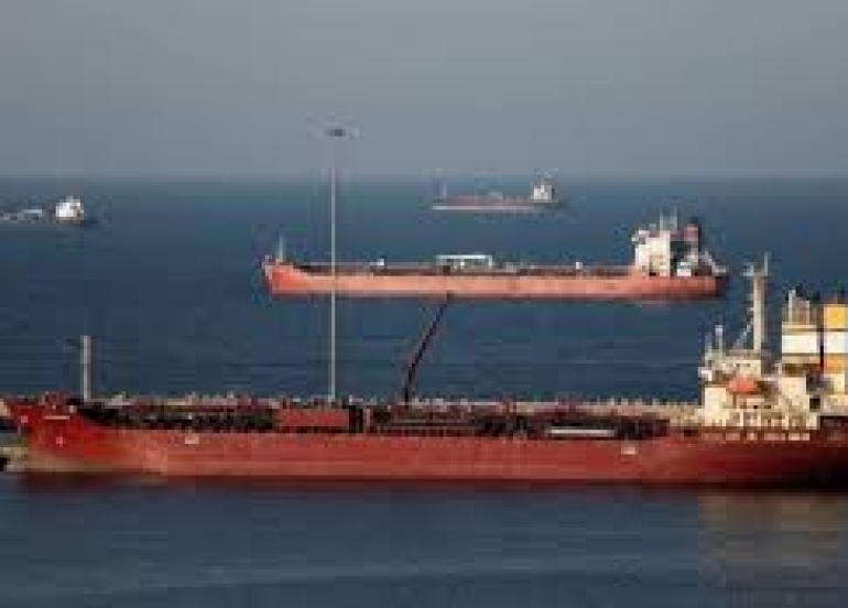 الولايات المتحدة تمدد إعفاء النفط الروسي الموجود في عرض البحر من العقوبات