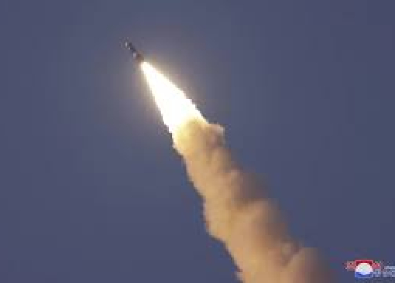 كوريا الشمالية تطلق صواريخ بالستية عدة باتجاه بحر اليابان