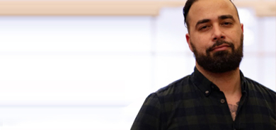 Oz Katerji, rojnameger û peyamnêrê şer li Rojhilata Navîn û Ukraynayê ji bo Gulan: Divê Herêma Kurdistanê hevahengiyê bi aliyên niştimanî yên Bexdayê re bike da ku welat nebe qurbaniyê nakokiyên derve