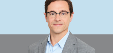 Profesör Dov Waxman, pisporê stratejiya Amerîkayê li Rojhilata Navîn ji bo Gulan: Hewldana Herêma Kurdistanê bo parastina hevsengiyê di navbera çend cemserên dijber de û di jîngeheke polarîzekirî de karekî hêsan nîn e.