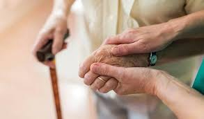 العلامات المبكرة لـ«الشلل الرعاش» قد تظهر في الأمعاء