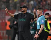 كومباني يشيد بتفوق بايرن بعد الوصول لنهائي كأس ألمانيا