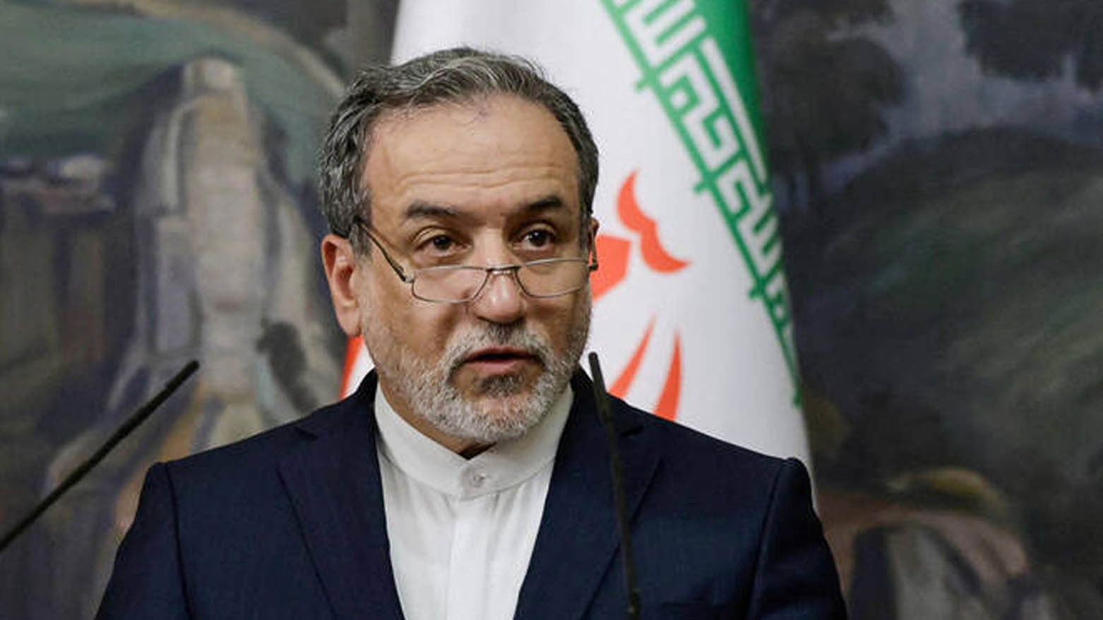 Iraqçî: Dorpêçkirina benderan kiryareke şer e