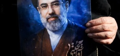 تقرير يرصد حالة مجتبى خامنئي الصحية.. من 