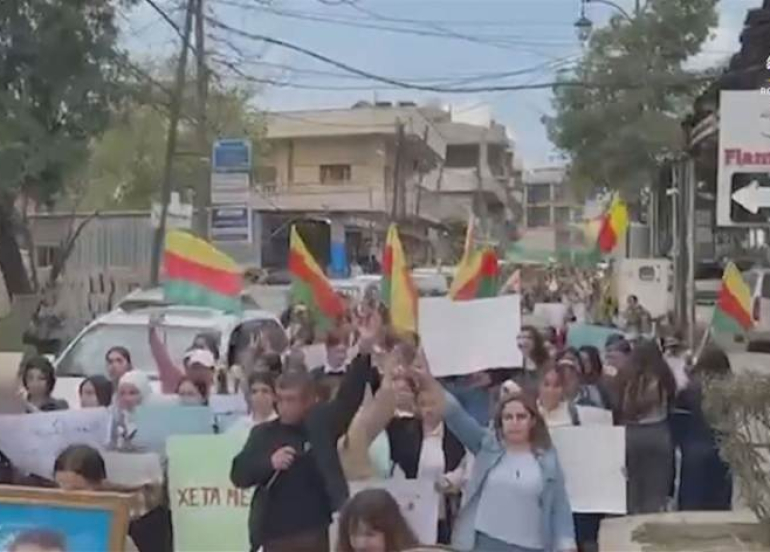 Li Dêrikê guhertina navên dibistanan hat şermezarkirin