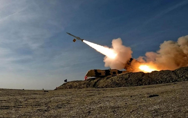 Îran: Amerîka û Îsraîl asê man, Hurmiz di kontrola me de ye