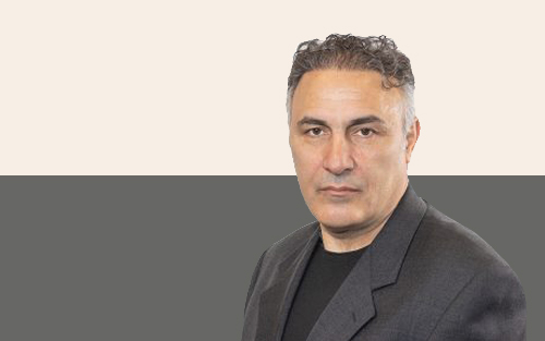 د.عەلی ئەسكەرۆڤ  پسپۆڕ لە دیراساتی ئاشتی و ململانێ بۆ گوڵان:   پرسی کورد هاوکێشەیەکی ئاڵۆزە لەنێوان نەبوونی ناسنامەیەکی یەکگرتووی نەتەوەیی و دابەشبوونێكی سیاسی و ستراتیژیی ناوخۆییدا