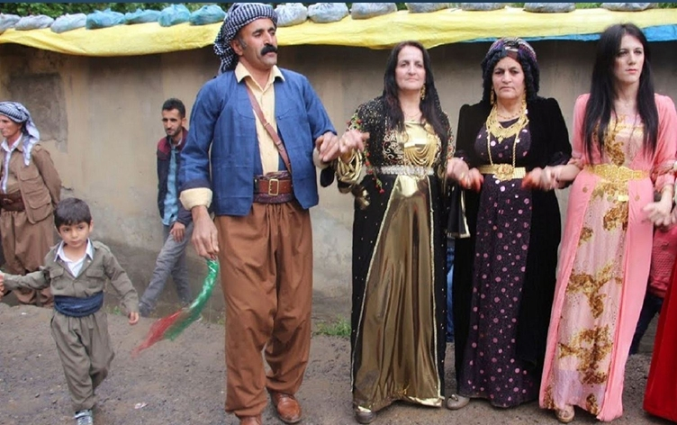 QILABAN- Eşîra Mendikan ji bo dawetan biryarên nû dan