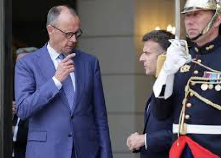 ماكرون يعتزم التواصل مع السلطات في طهران