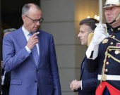 ماكرون يعتزم التواصل مع السلطات في طهران